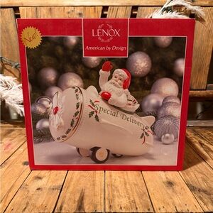 NEW! Lenox Special Delivery Santa Cookie Jar